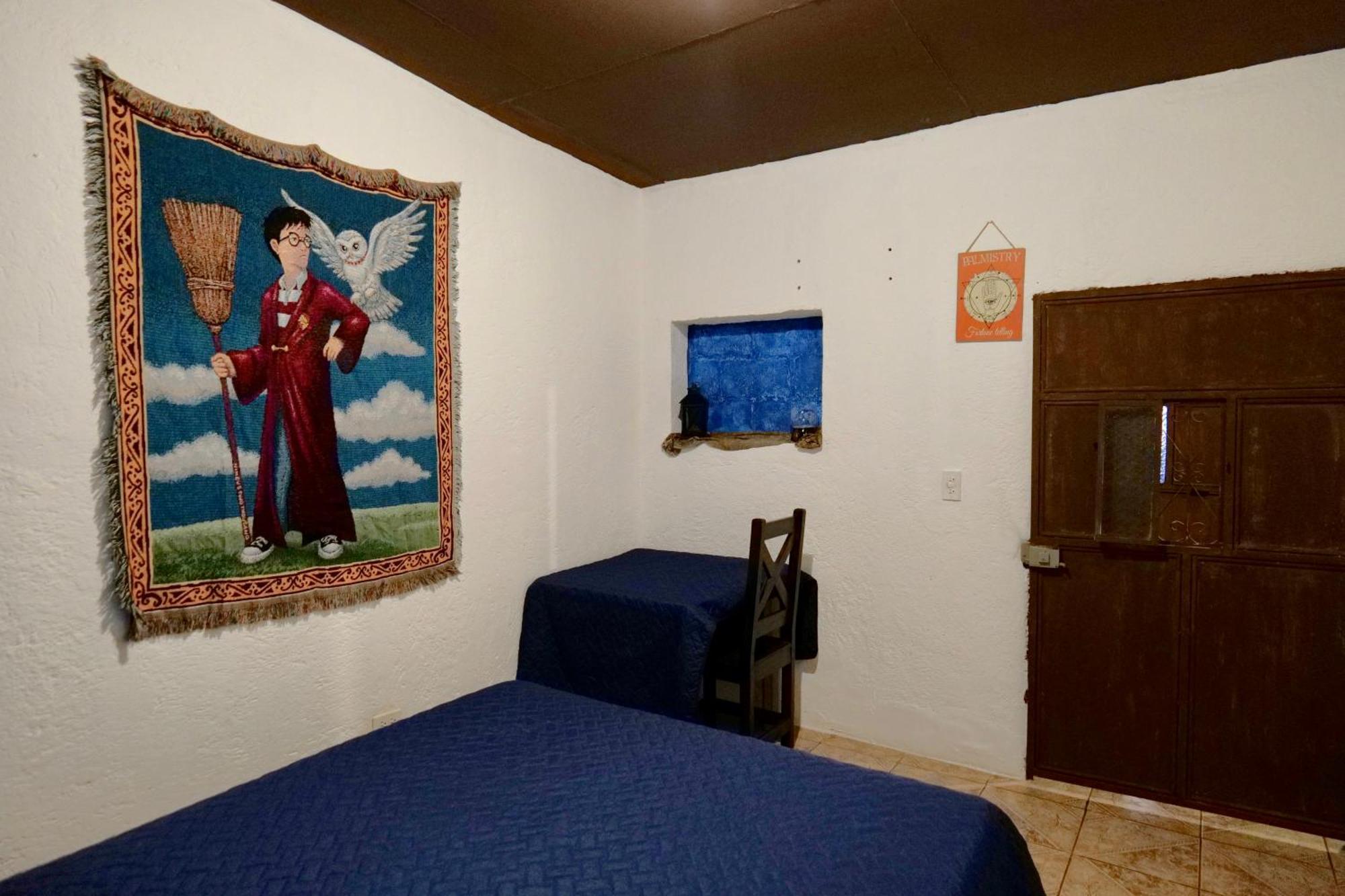 Wonderland Hostel Antigua Екстер'єр фото
