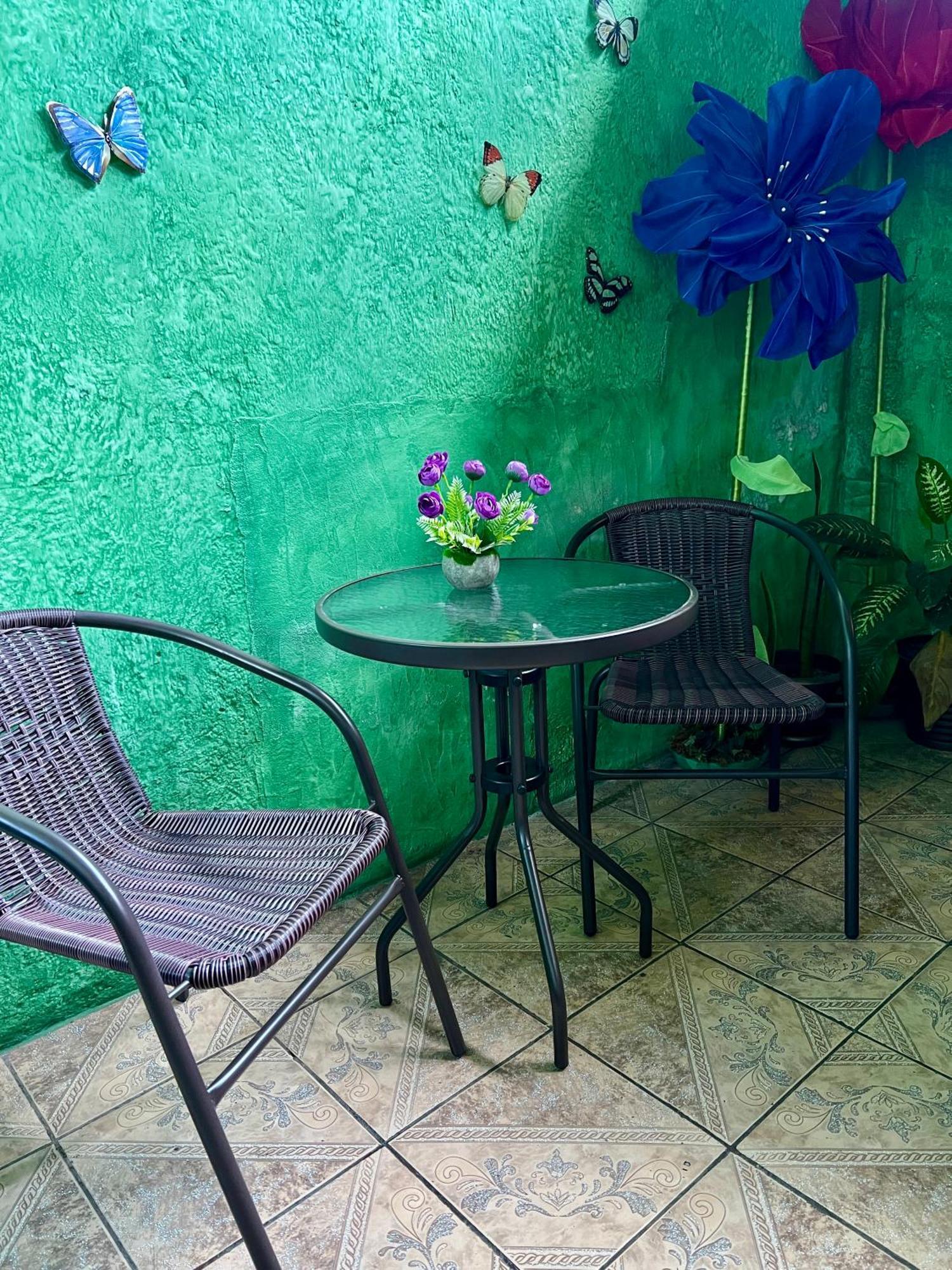Wonderland Hostel Antigua Екстер'єр фото